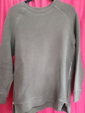 Varley Gray Crewneck Sweatshirt with Side Zippers